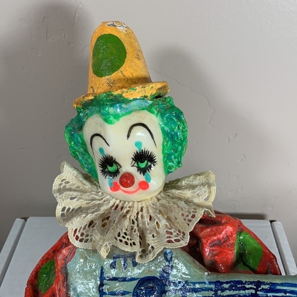 Vintage 1980s Paper Mache Clown - Large - Picture 3 of 11